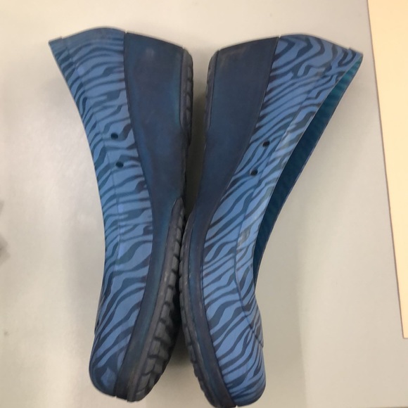 Fancy Croc shoes - Picture 2 of 7